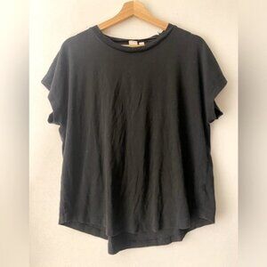 GAP FLOWY BLACK SHIRT SIZE LARGE